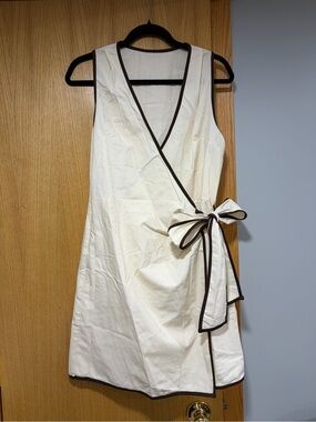 Commense Linen Blend Contrast Trim Wrap Dress - Size Medium